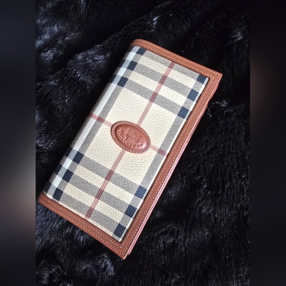 Authentic Burberry Plaid Continental Wallet with Brown Leather Trim - Picture 1 of 16
